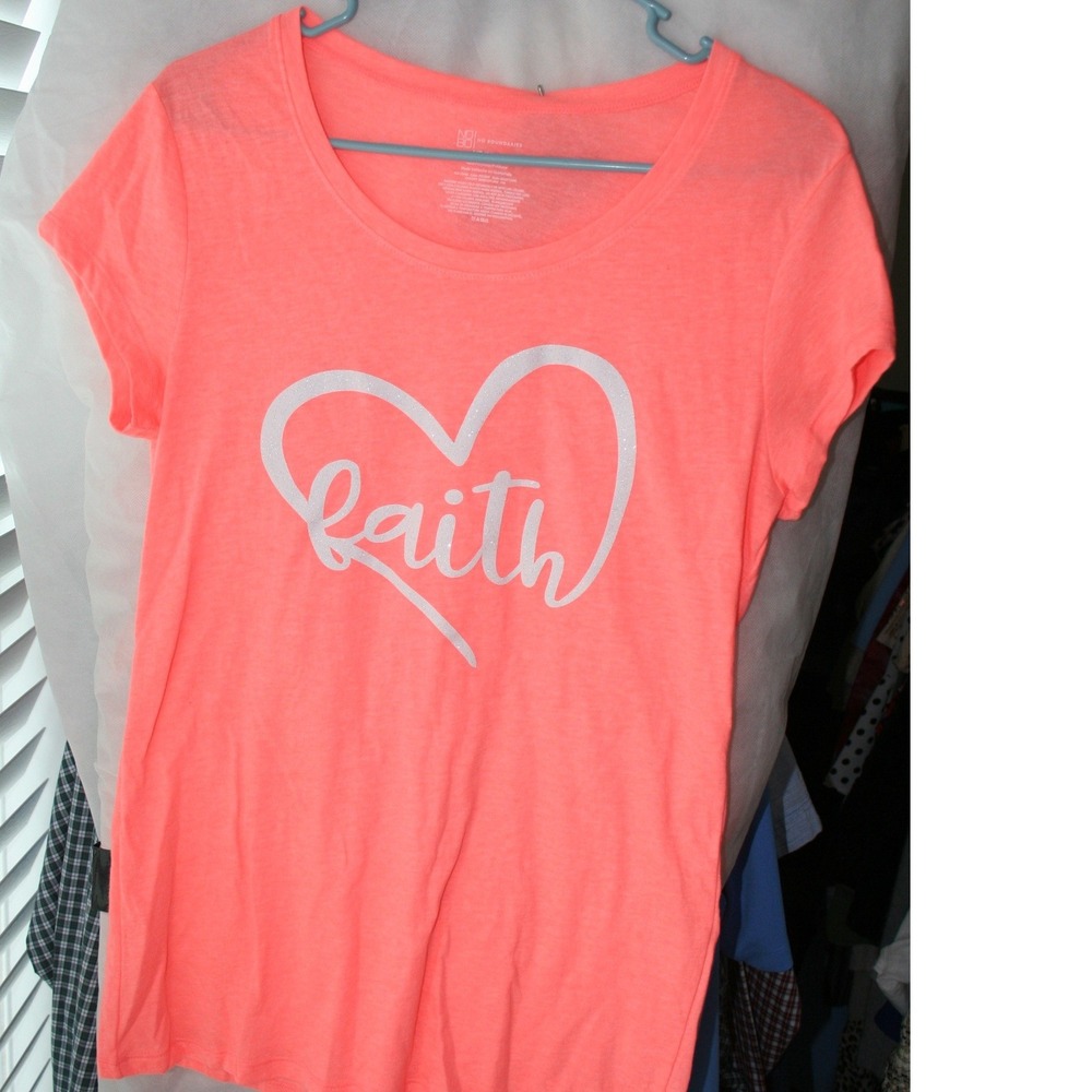 No Boundaries Womens Neon Coral Faith Heart Glitter Graphic T-Shirt L 11-13